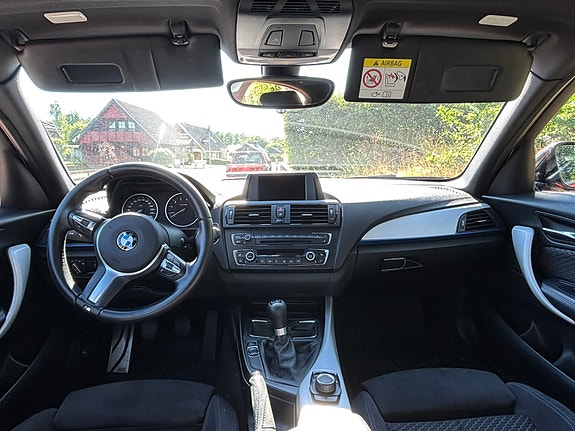 BMW 116i 5 of 5