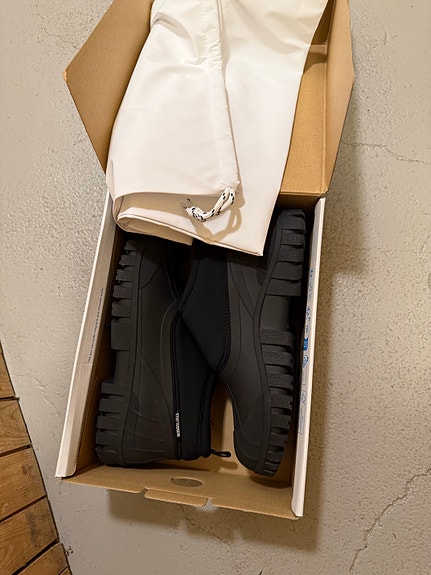 Product image 1 of 6