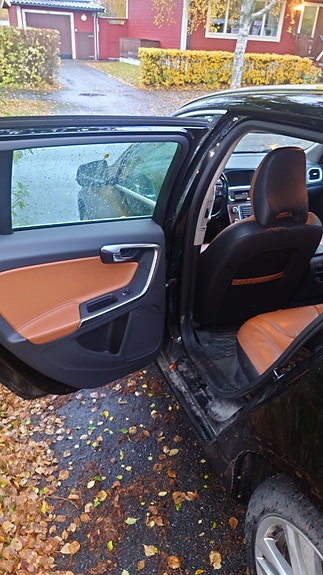 Volvo V60 5 of 5