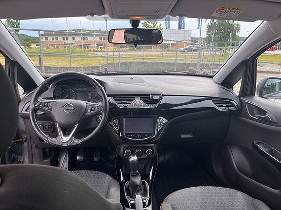 Opel Corsa 2 of 5