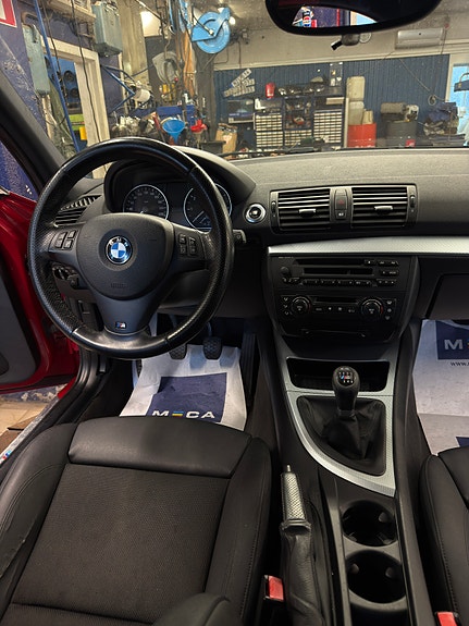 BMW 120i 5 of 5