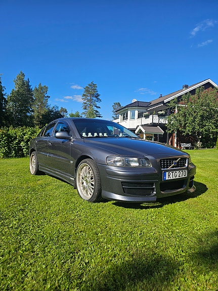 Volvo S60 3 of 18