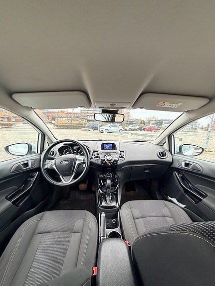 Ford Fiesta 6 of 7