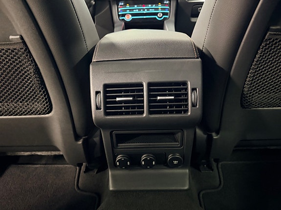 Jaguar F-PACE 26 of 30