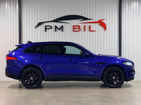 Jaguar F-PACE 6 of 30