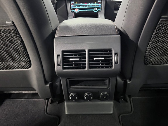 Jaguar F-PACE 24 of 30