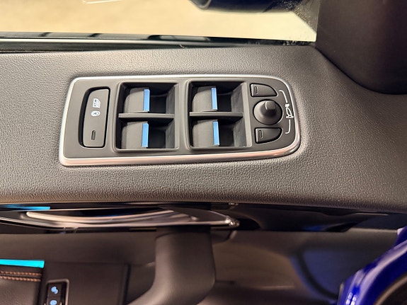Jaguar F-PACE 23 of 30