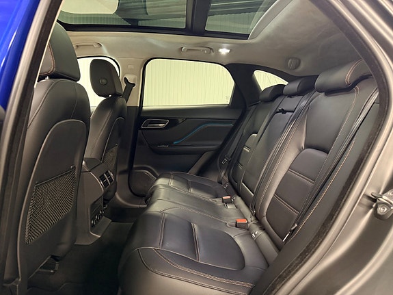 Jaguar F-PACE 25 of 30