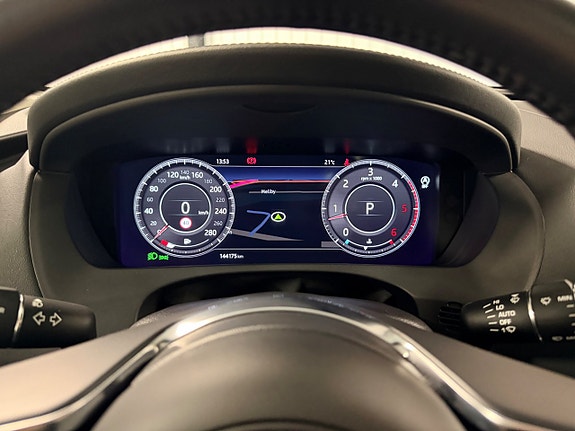 Jaguar F-PACE 13 of 30