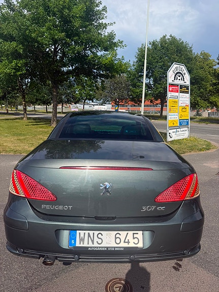 Peugeot 307 CC 10 of 10