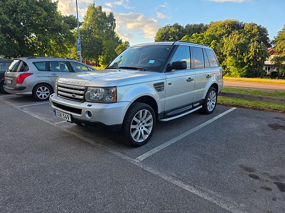 Land Rover Range Rover Sport 2 of 10