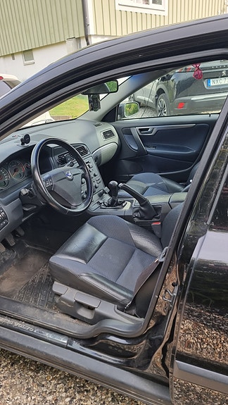Volvo S60 12 of 19