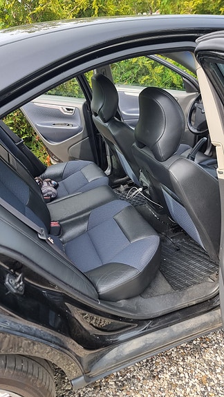 Volvo S60 15 of 19