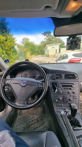 Volvo S60 13 of 19