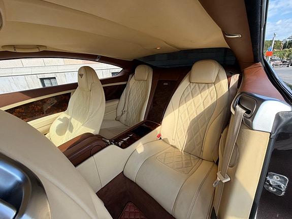 Bentley Continental GT 5 of 5