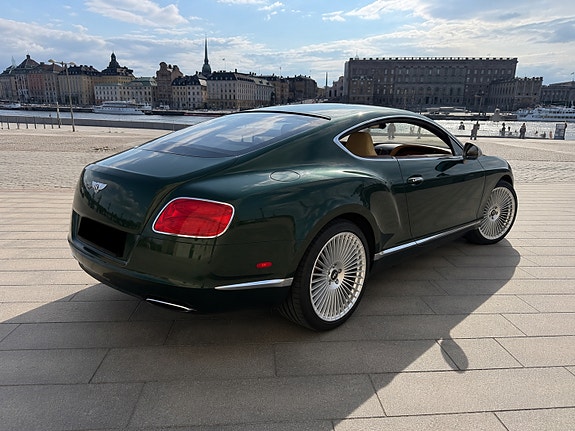 Bentley Continental GT 3 of 5
