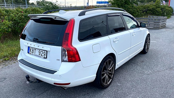 Volvo V50 4 of 5