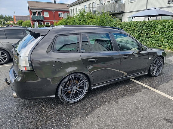 Saab 9-3 4 of 5
