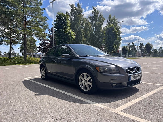 Volvo C30 3 of 5