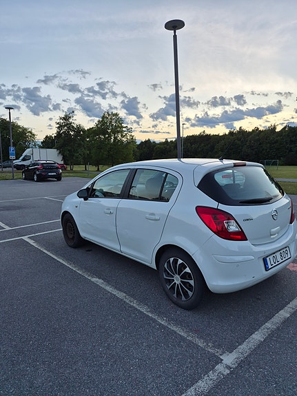 Opel Corsa 3 of 5