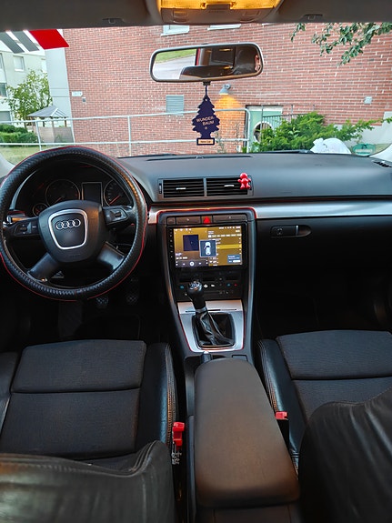Audi A4 14 of 14