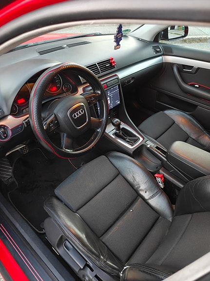 Audi A4 7 of 14
