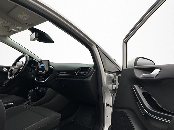 Ford Fiesta 15 of 30