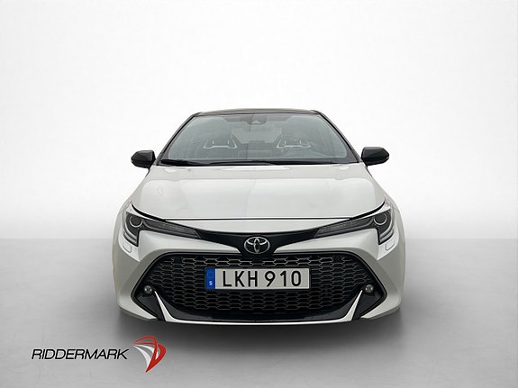 Toyota Corolla 2 of 30