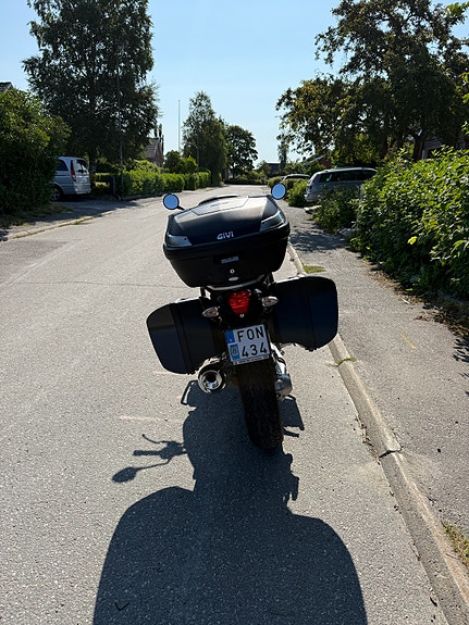 BMW R 1200 R 8 of 11