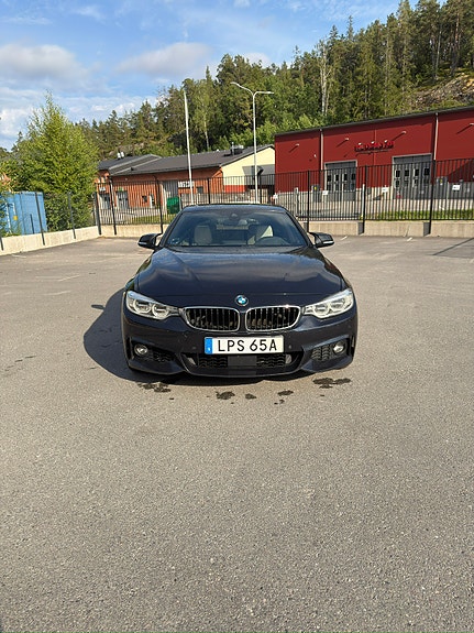 BMW 440i 2 of 5