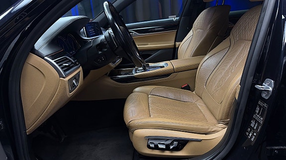 BMW 730 11 of 30