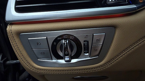 BMW 730 19 of 30