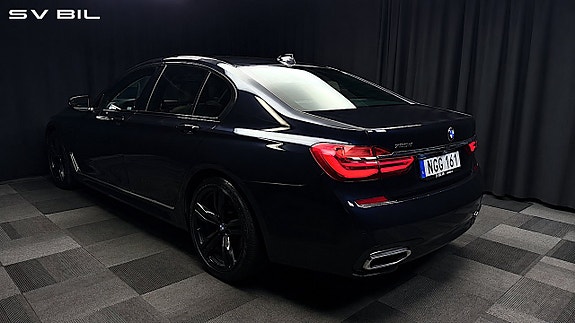 BMW 730 8 of 30