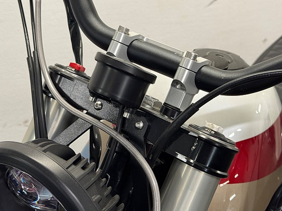 Honda SLR 650 * Unikt bygge * 10 of 22