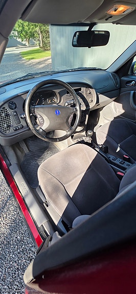 Saab 9-3 4 of 5