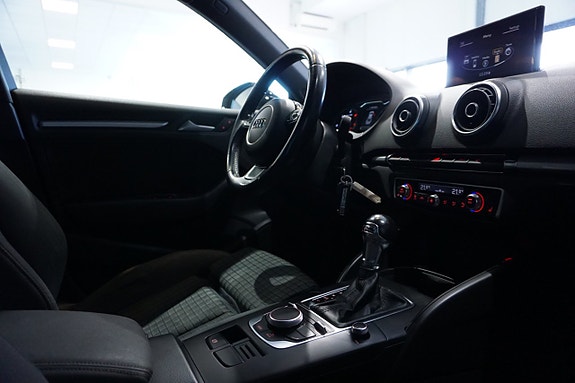 Audi A3 16 of 17