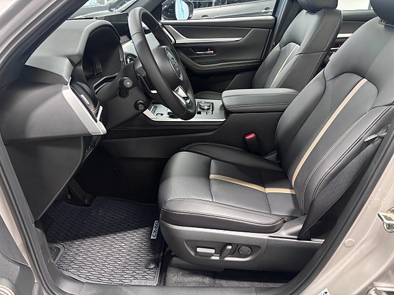 Mazda CX-60 7 of 18