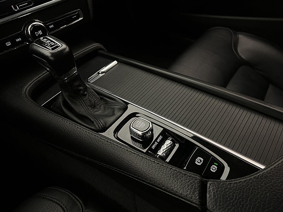 Volvo V90 Cross Country 30 of 30