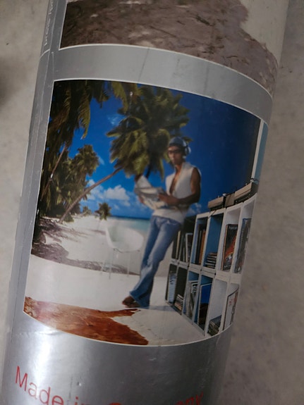 Product image 1 of 2