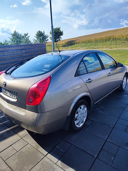 Nissan Primera 2 of 5