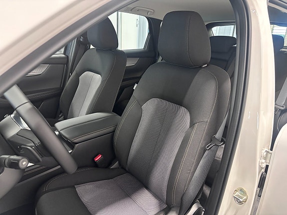 Mazda CX-60 8 of 16