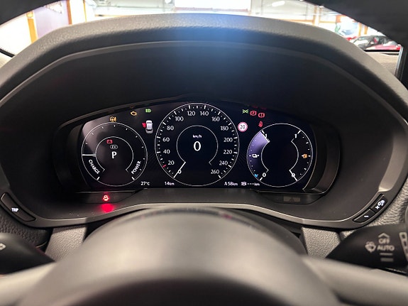 Mazda CX-60 10 of 16