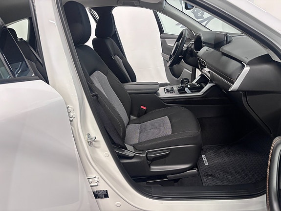 Mazda CX-60 7 of 16