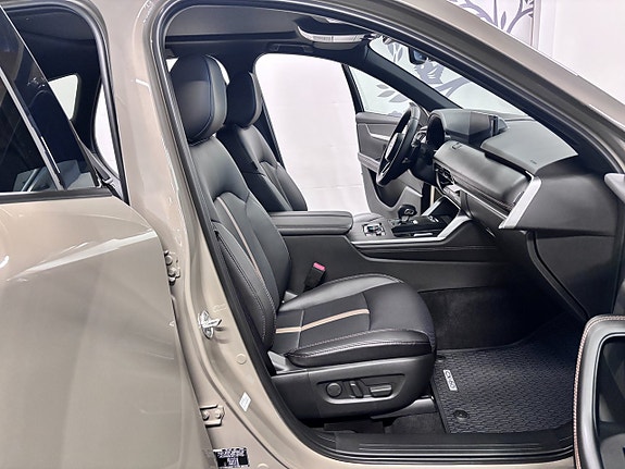 Mazda CX-60 7 of 18