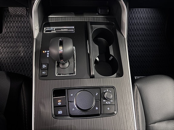 Mazda CX-60 13 of 18