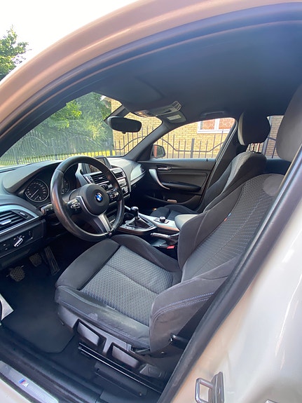 BMW 118i 5 of 5