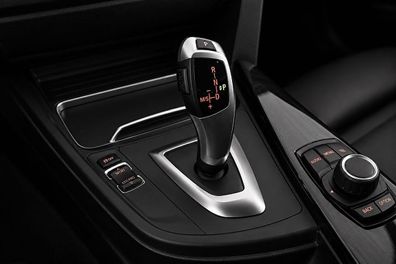 BMW 320d 22 of 24