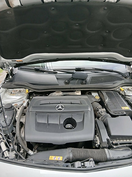 Mercedes-Benz A180 5 of 5