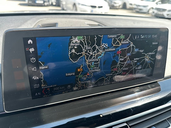 BMW M550i 15 of 22