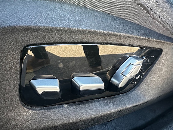 BMW M550i 13 of 22
